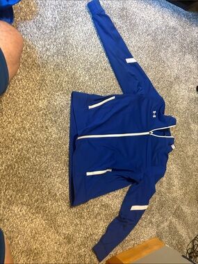 Men’s zip up sweatshirt no hood